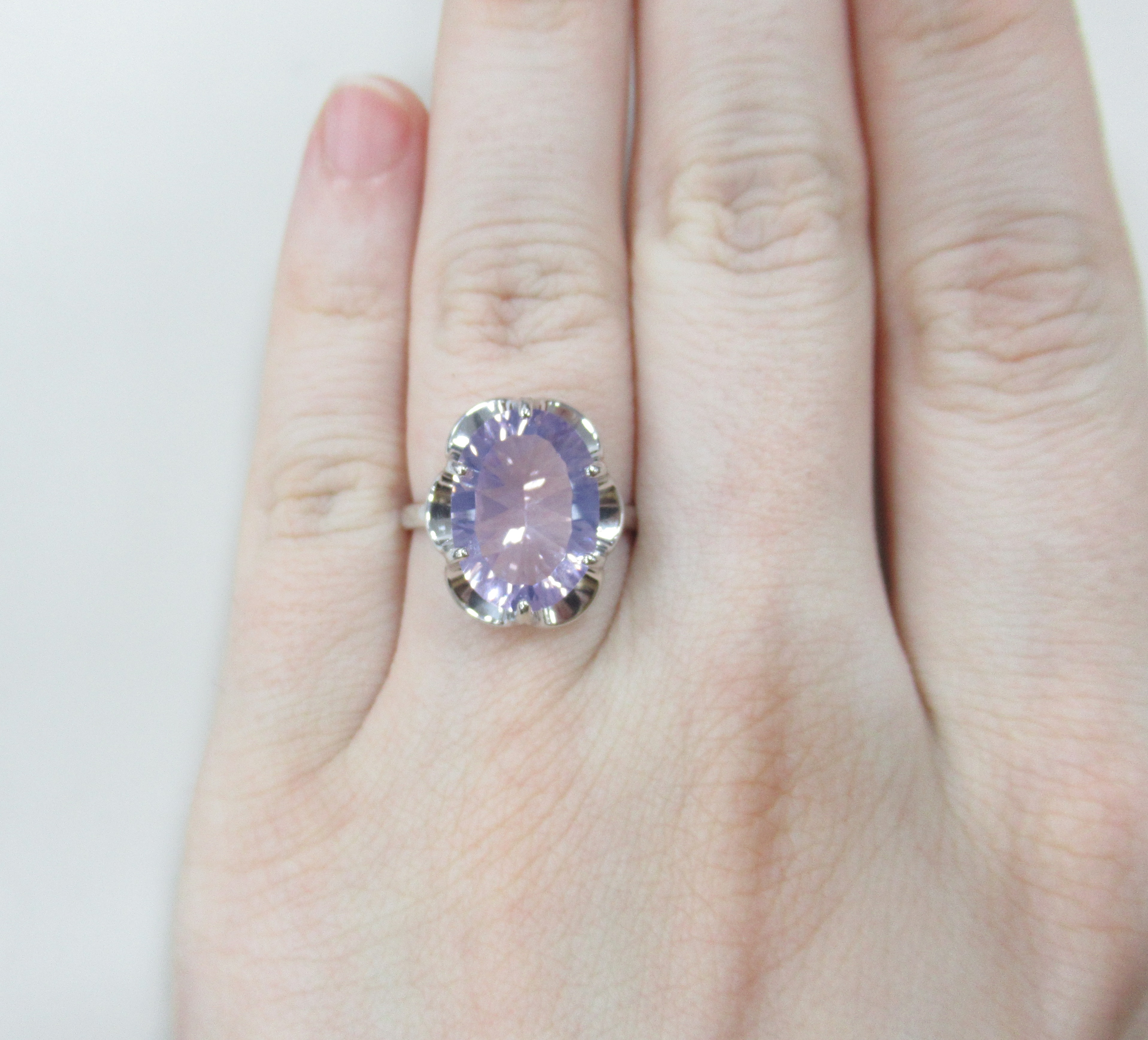 Серебряное кольцо с аметистом